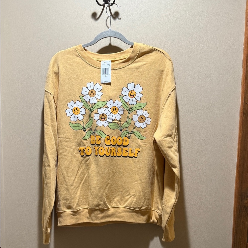 Yellow Sweatshirt with Daisy Print